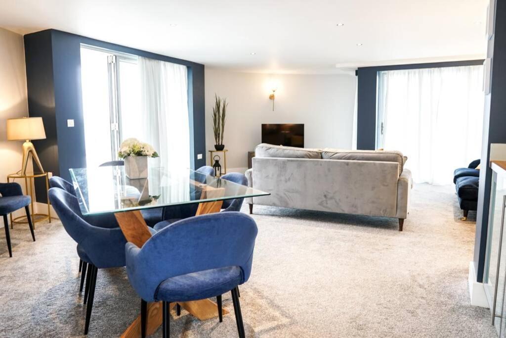 Beautiful 3 Bedroom Apartment By The Sea نيوكويي المظهر الخارجي الصورة