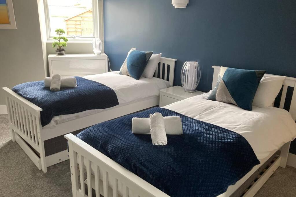 Beautiful 3 Bedroom Apartment By The Sea نيوكويي المظهر الخارجي الصورة