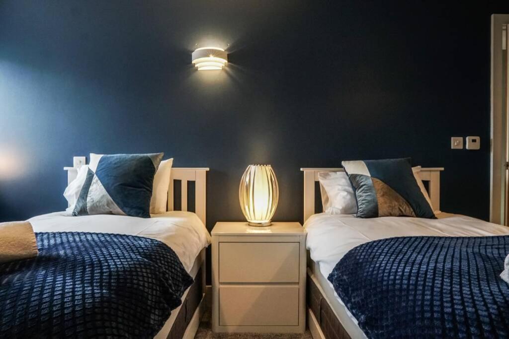Beautiful 3 Bedroom Apartment By The Sea نيوكويي المظهر الخارجي الصورة