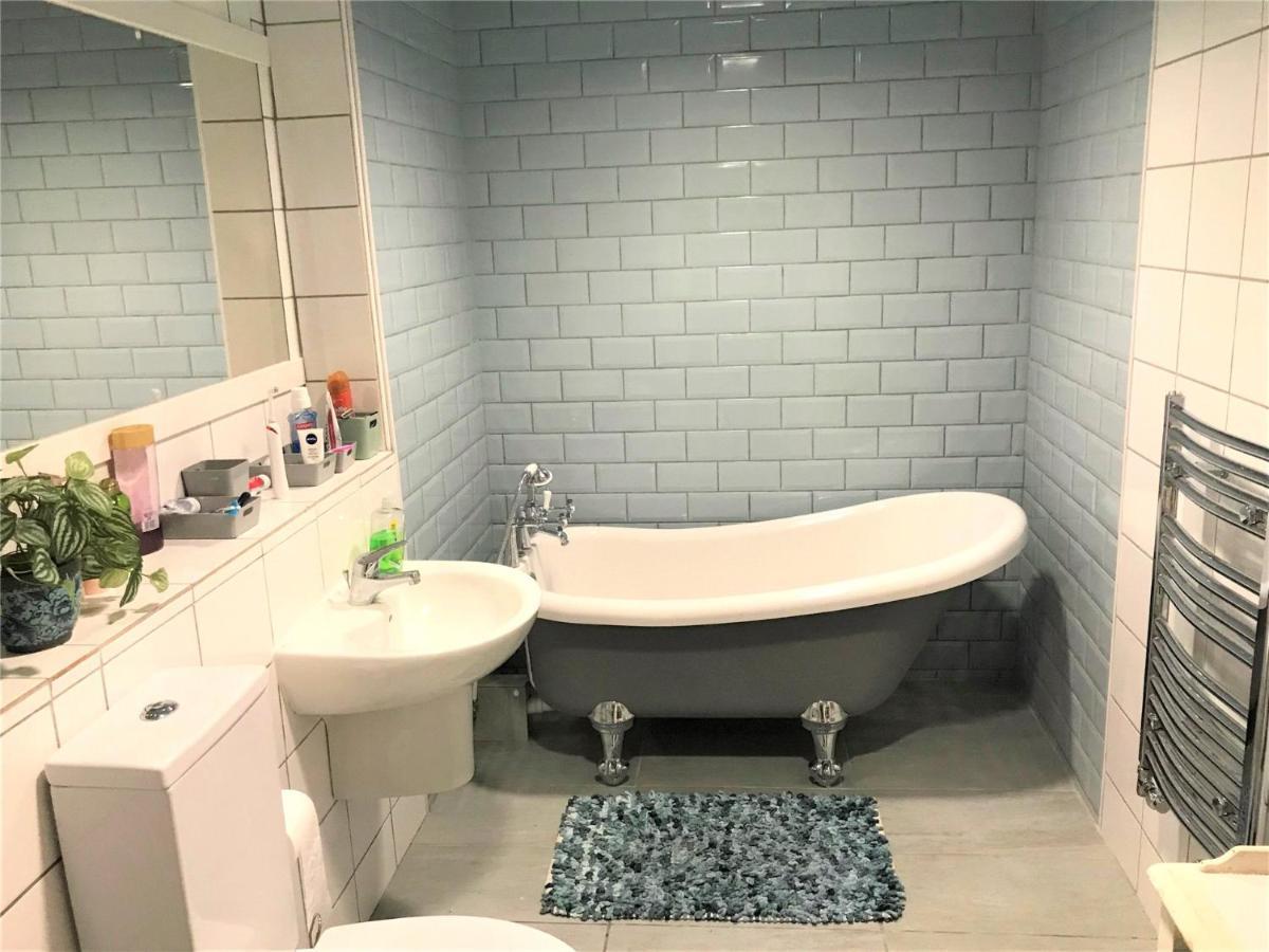 Beautiful 3 Bedroom Apartment By The Sea نيوكويي المظهر الخارجي الصورة