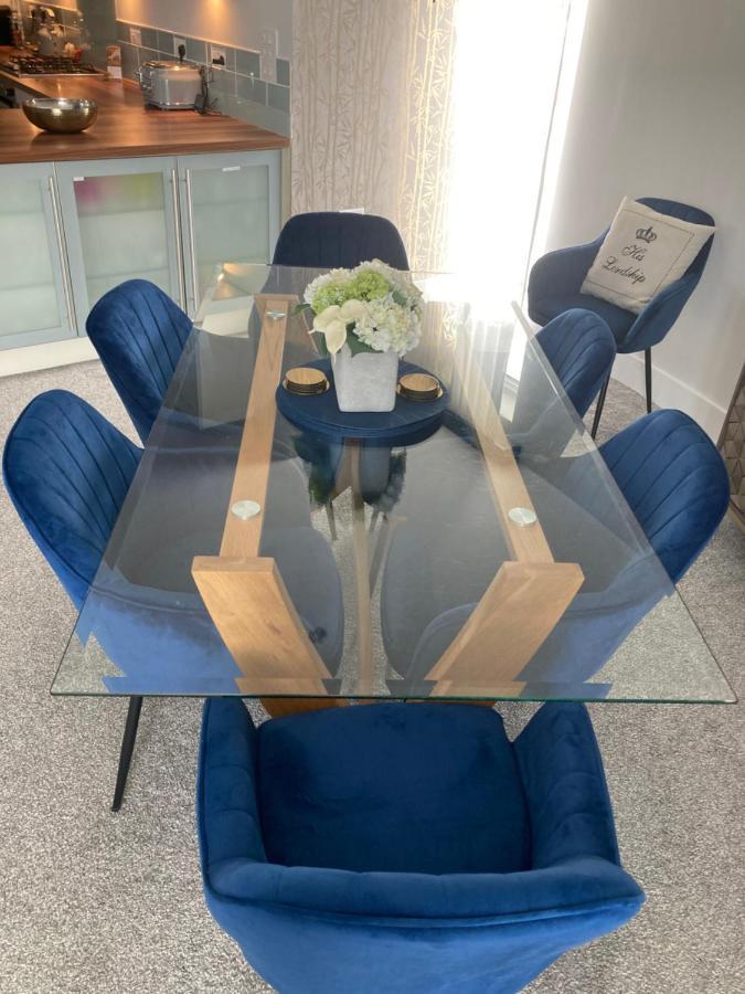 Beautiful 3 Bedroom Apartment By The Sea نيوكويي المظهر الخارجي الصورة